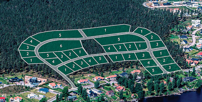 Flygbild över området Norraby 4 med markeringar för hur de nya tomterna kommer ligga.