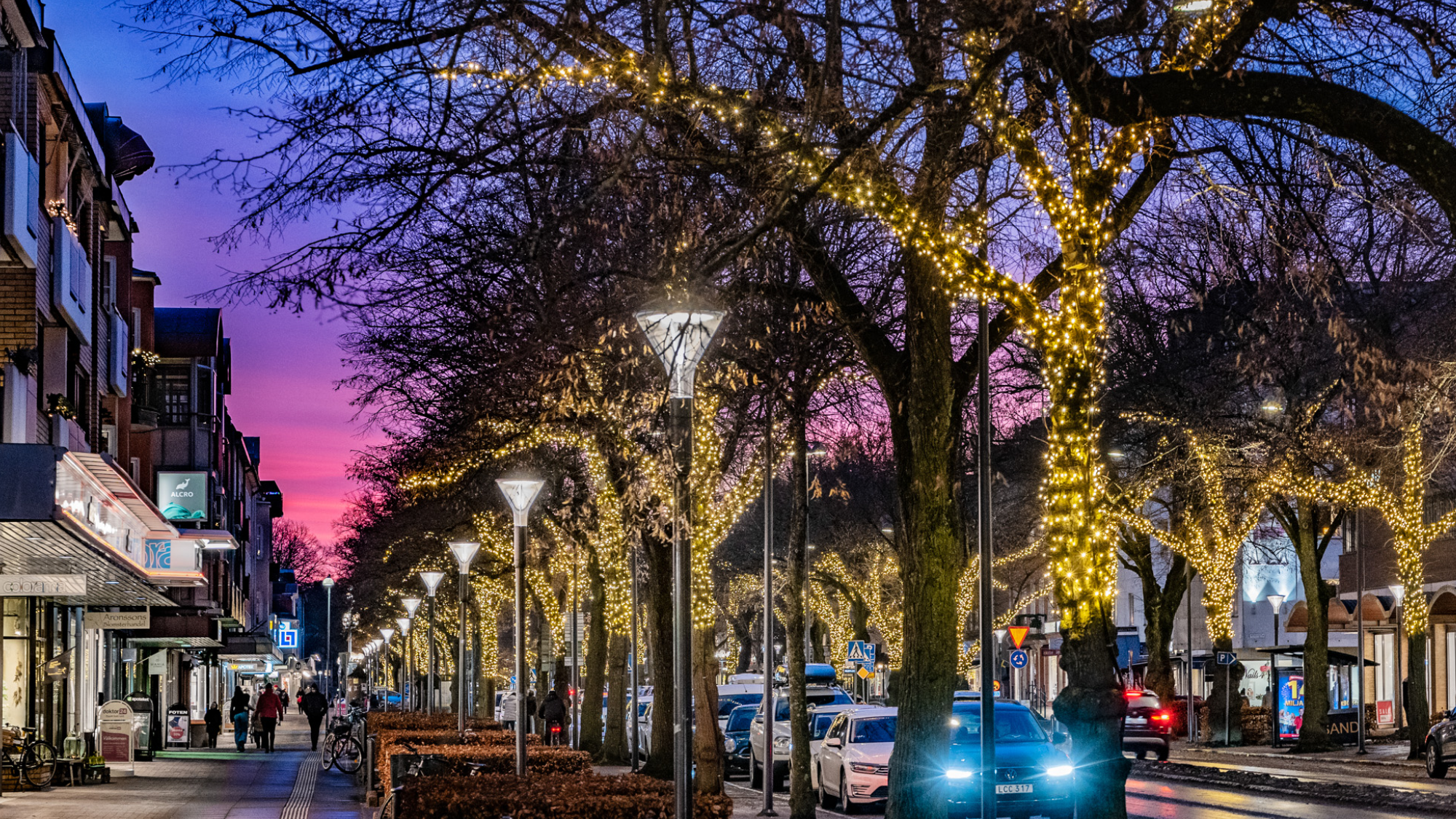 ljusslingor på storgatan