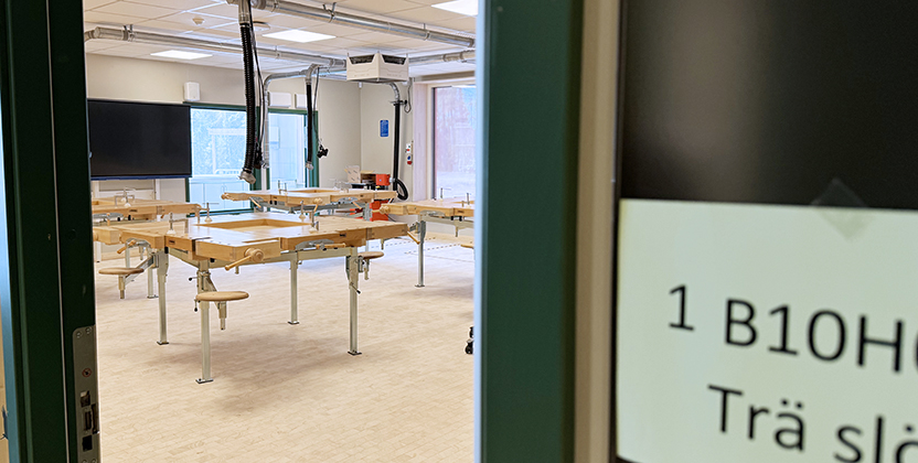 En träslöjdsal.